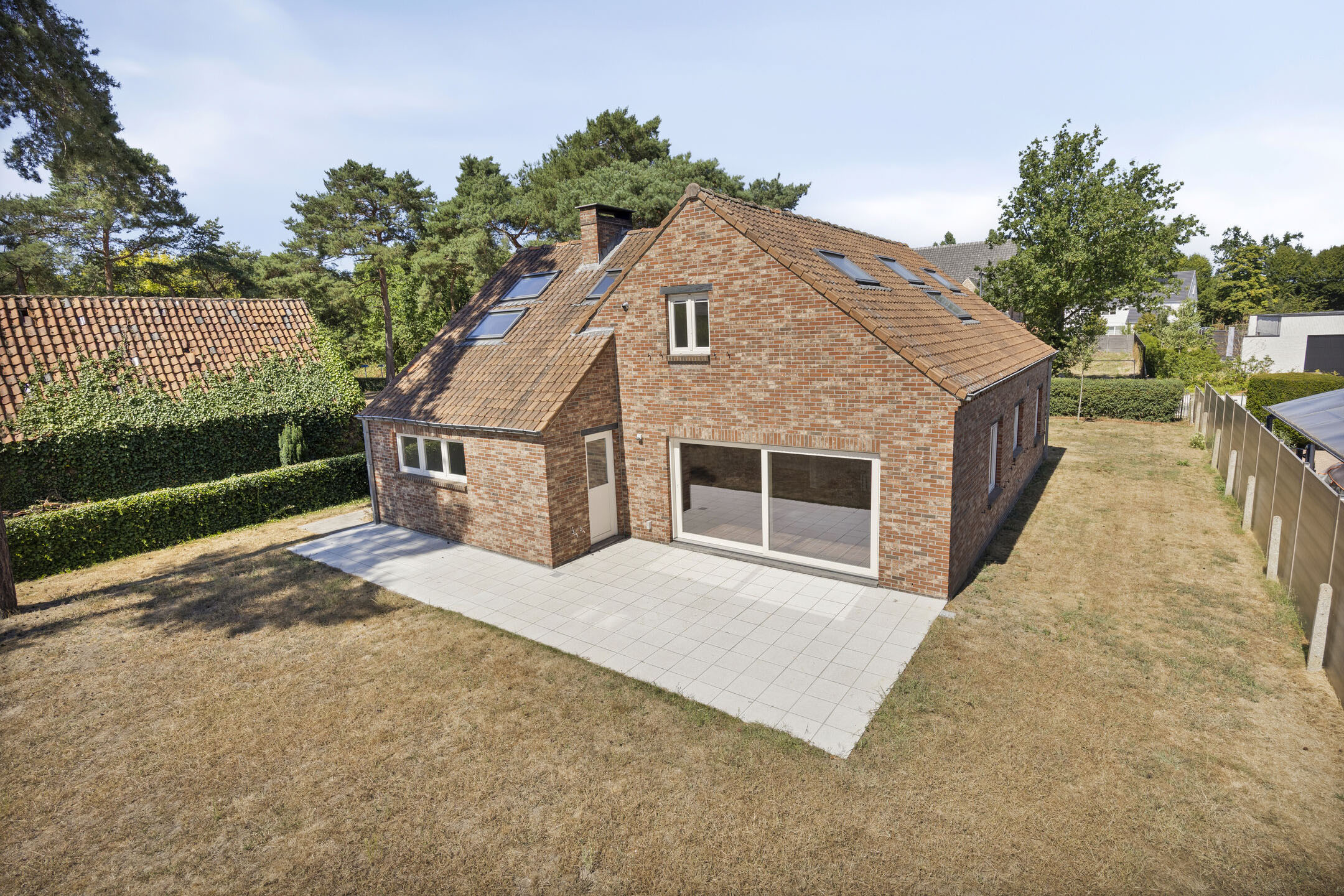 Instapklare open bebouwing in residentiële omgeving - foto 1