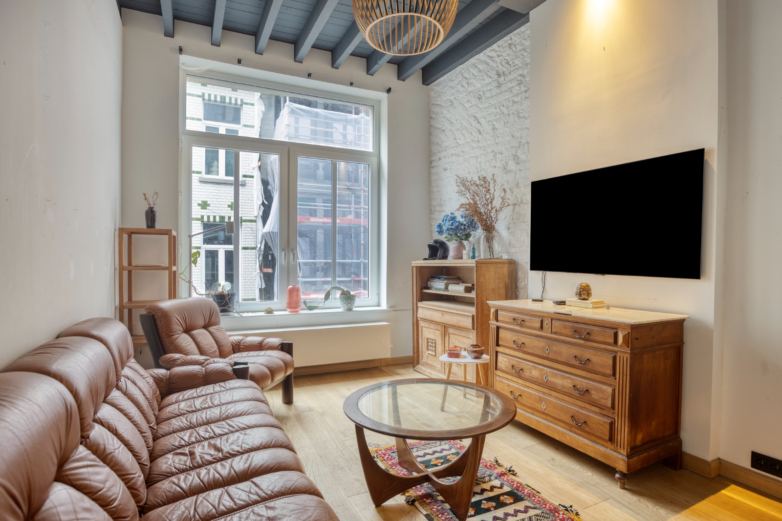 Historisch gebouw, gerenoveerd 2020, 3 slaapkamers en handelsruimte gelijkvloers - foto 4