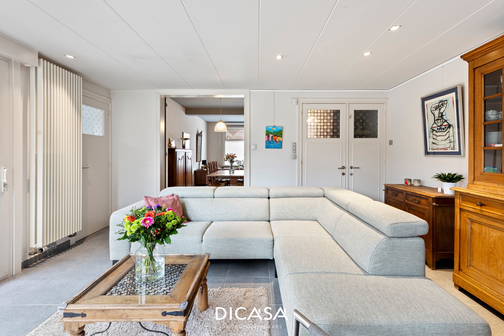 Ruime gezinswoning met garage en zonnige tuin op 370 m² in het centrum van Roeselare - foto 4