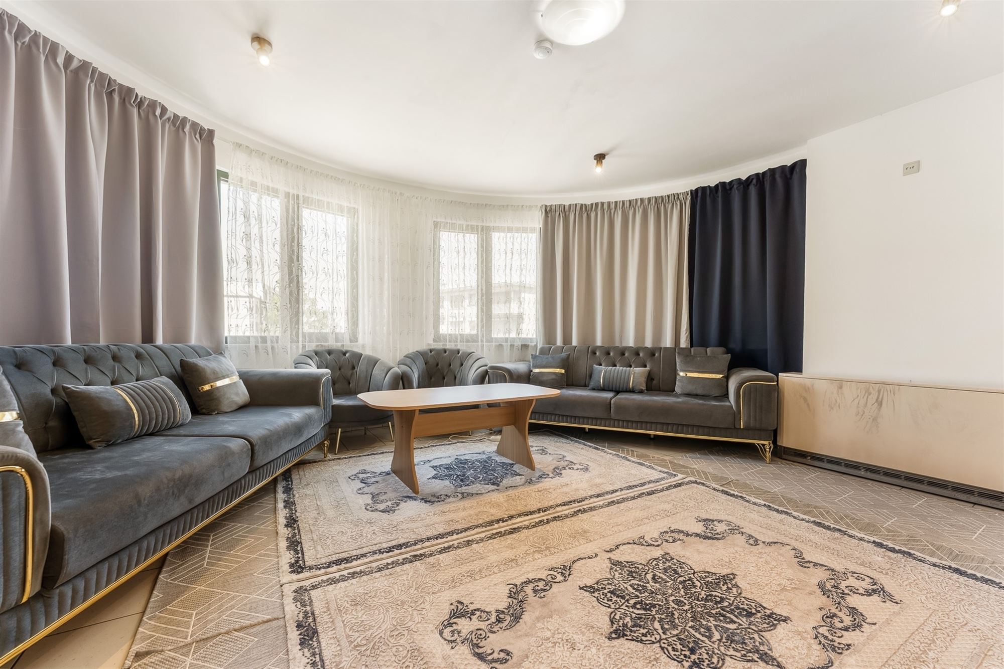 RUIM 2 SLAAPKAMER APPARTEMENT OP CENTRALE LIGGING IN BERINGEN CENTRUM - foto 4