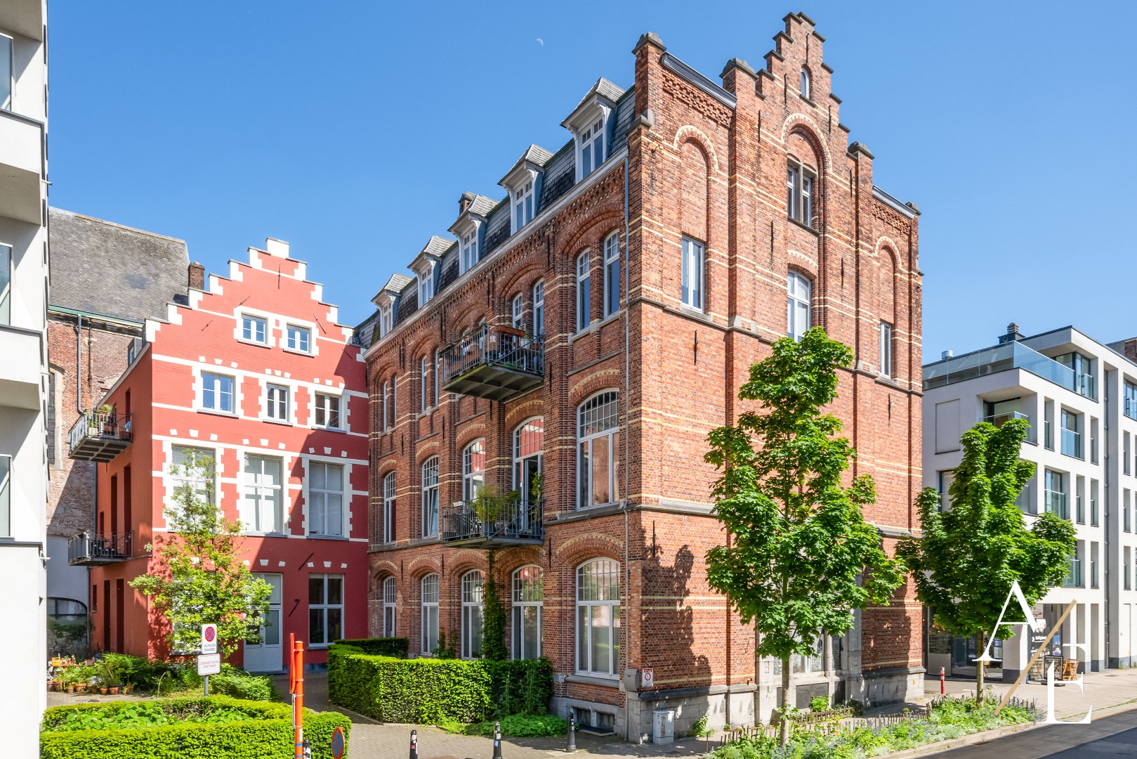 GENT – Exclusief duplex penthouse op historische toplocatie in hartje Gent - foto 1