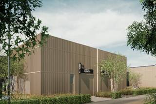 Nieuwbouw <strong>KMO-unit</strong> met een oppervlakte van <strong>1.248 m²</strong> nabij de E313 te koop.<br />De unit maakt deel uit van het bedrijvenpark <strong>"HEULTJE"</strong> bestaande uit 3 bedrijfsverzamelgebouwen met KMO-units van 213 m² tot 1.248 m², samenvoegbaar tot grotere oppervlaktes. Uitstekend gelegen op amper 1 min van de Zandberg (N19) met onmiddellijke verbinding naar de E313 Antwerpen-Hasselt.<br /><br />De unit bestaat uit een staalstructuur met een gepolierde geïsoleerde betonnen plint en heeft een vrije hoogte van 6 m. Verder is de loods uitgerust met een sectionale poort ( 4 m B x 4,20 m H ) met afzonderlijke toegangsdeur, lichtstraten, LED-verlichting en polybetonvloer met belasting van 2 ton/m². De bedrijfsgebouwen zijn geschikt voor zowel productie, opslag, ... waardoor ze dus een ideale omgeving bieden om te ondernemen.<br /><br />Aanwezigheid van privatieve parkeerplaatsen en ruime parkeer- en manoeuvreerruimte op het verhard terrein.<br />Contacteer <strong>PANORAMA B2B</strong> voor bijkomende inlichtingen, plannen of een vrijblijvend plaatsbezoek op het nummer <strong>011 220 500.</strong>