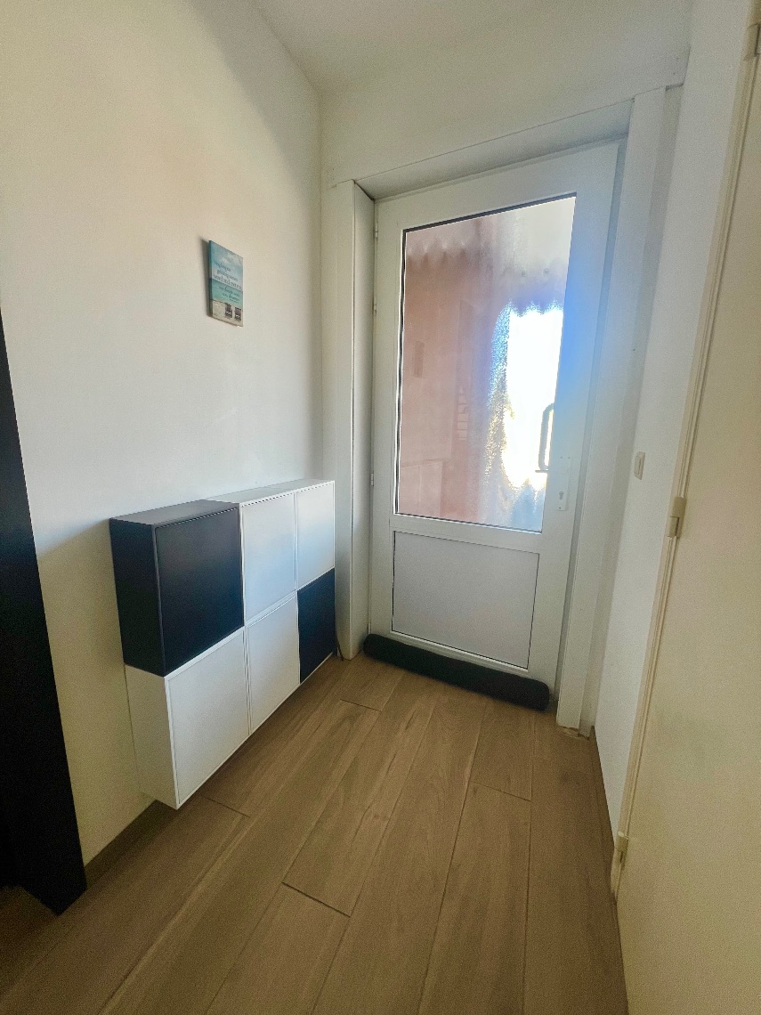 Apartment for sale in Sint-Niklaas with 2 bedrooms - photo 4