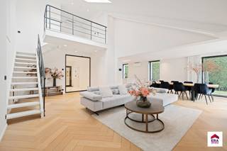 Te koop: luxueuze villa in WemmelGelegen in een rustige en gegeerde villawijk Bouchout, nabij openbaar vervoer en vlotte invalswegen, bevindt zich...