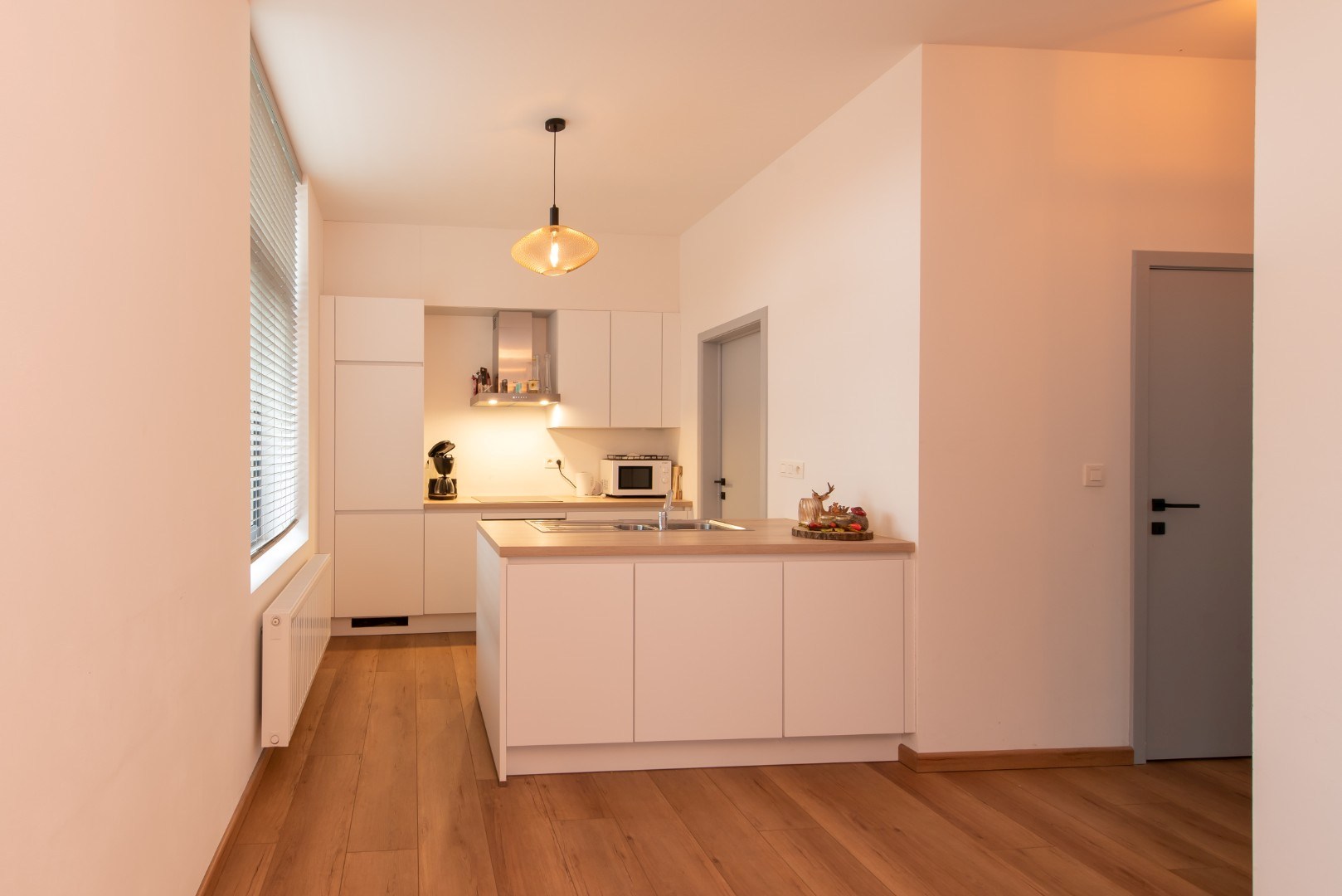 Spacious, furnished duplex with 3 bedrooms in the heart of Nieuwpoort - photo 5