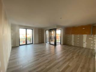 Een appartement voor wie wil wonen in een gezellig en comfortabel complex voorzien van tal van faciliteiten.  Dit appartement op de 2de...