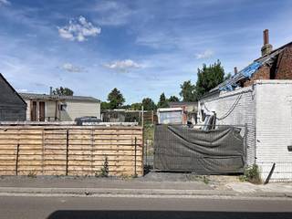 Land for sale in Courcelles