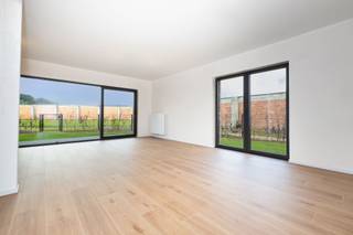 <p>Agatha Garden : Woon volledig in het groen !</p>
<p>Unieke residentie in Sint-Agatha-Berchem, op de rand van Groot-Bijgaarden is gebouw naar het concept "Future proof".</p>
<p>Gelegen in de mooie De Selliers de MOranvillelaan, met een overvloed aan natuur, een eigen uitgestrekte tuin en een gevarieerd aanbod.</p>
<p>Maak een afspraak en kijk naar de maquette.</p>
<p></p>
<p>> EPC A of B+</p>
<p>> Verplicht kelder (5.000 €)</p>
<p>> Optioneel parking</p>