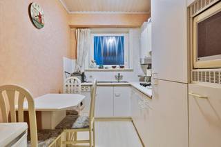 **OPENDEURDAG: WOE 13 MEI VAN 16H - 17H30** STARTPRIJS! Laat je verrassen door dit ZONOVERGOTEN appartement (2°V) met 1 SLAAPKAMER op een...