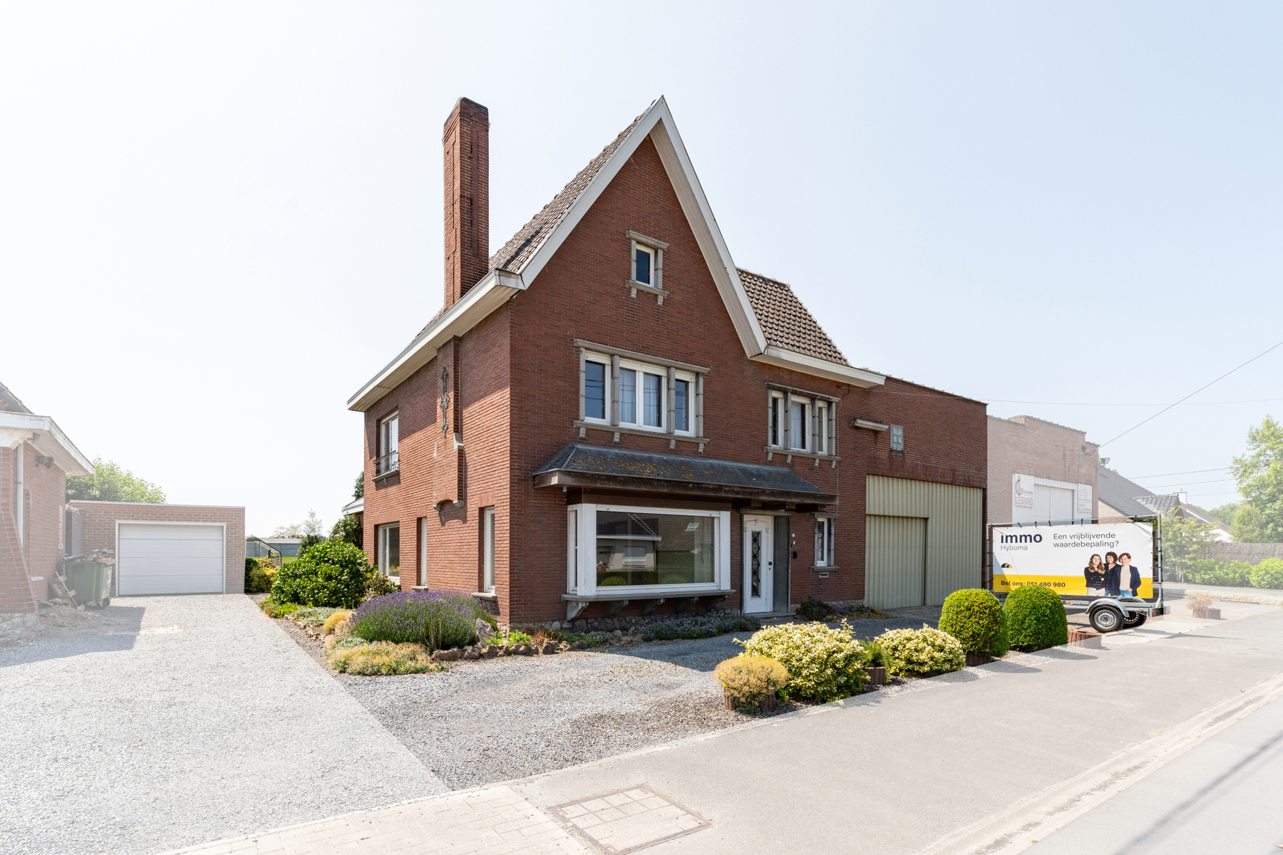 Statige woning met ruime loods - foto 1