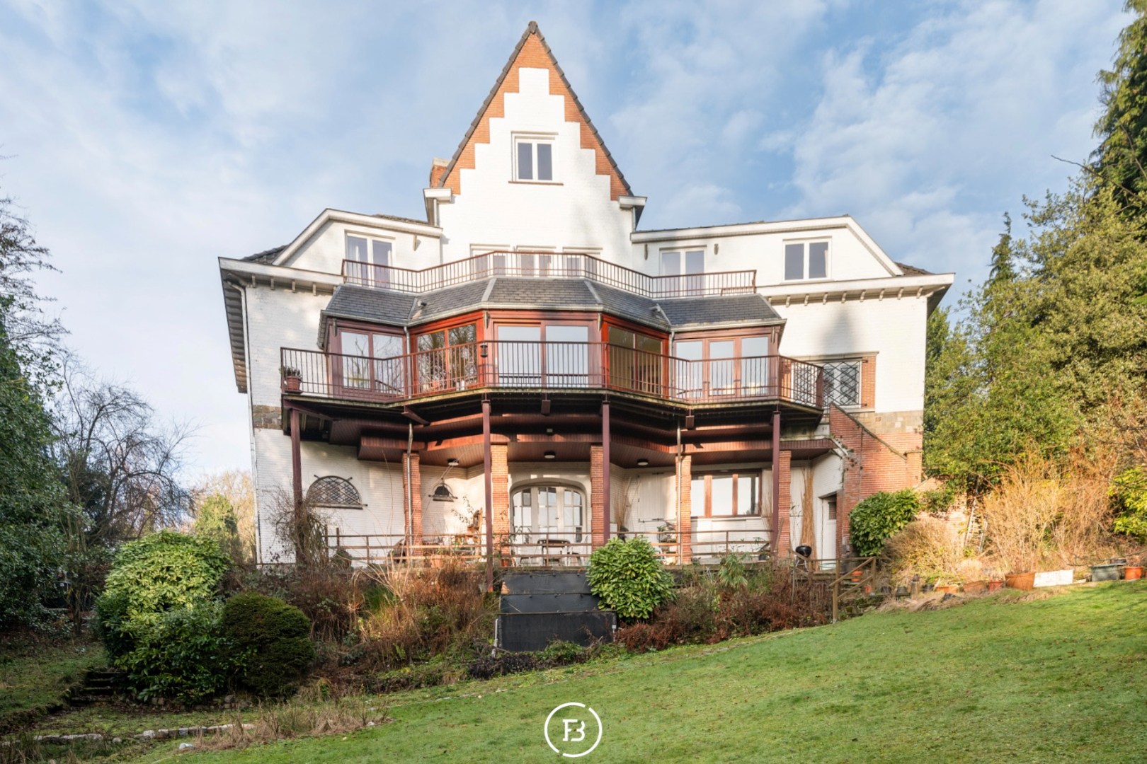 Huis te koop in Kraainem met 7 slaapkamers - foto 2