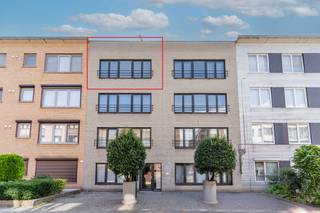 Ligging:Centraal doch rustig gelegen binnen de ring van Turnhout met een vlotte verbinding naar openbaar vervoer, winkels, scholen, het commercieel...