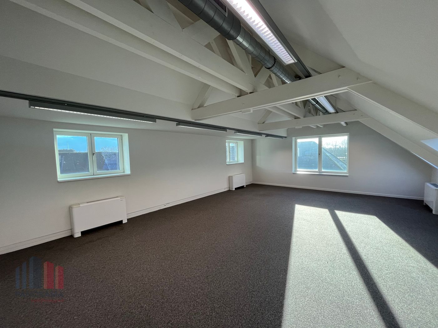 Perfect gelegen, gezellig kantoor van 44 m² nabij de R4 Gent - foto 2
