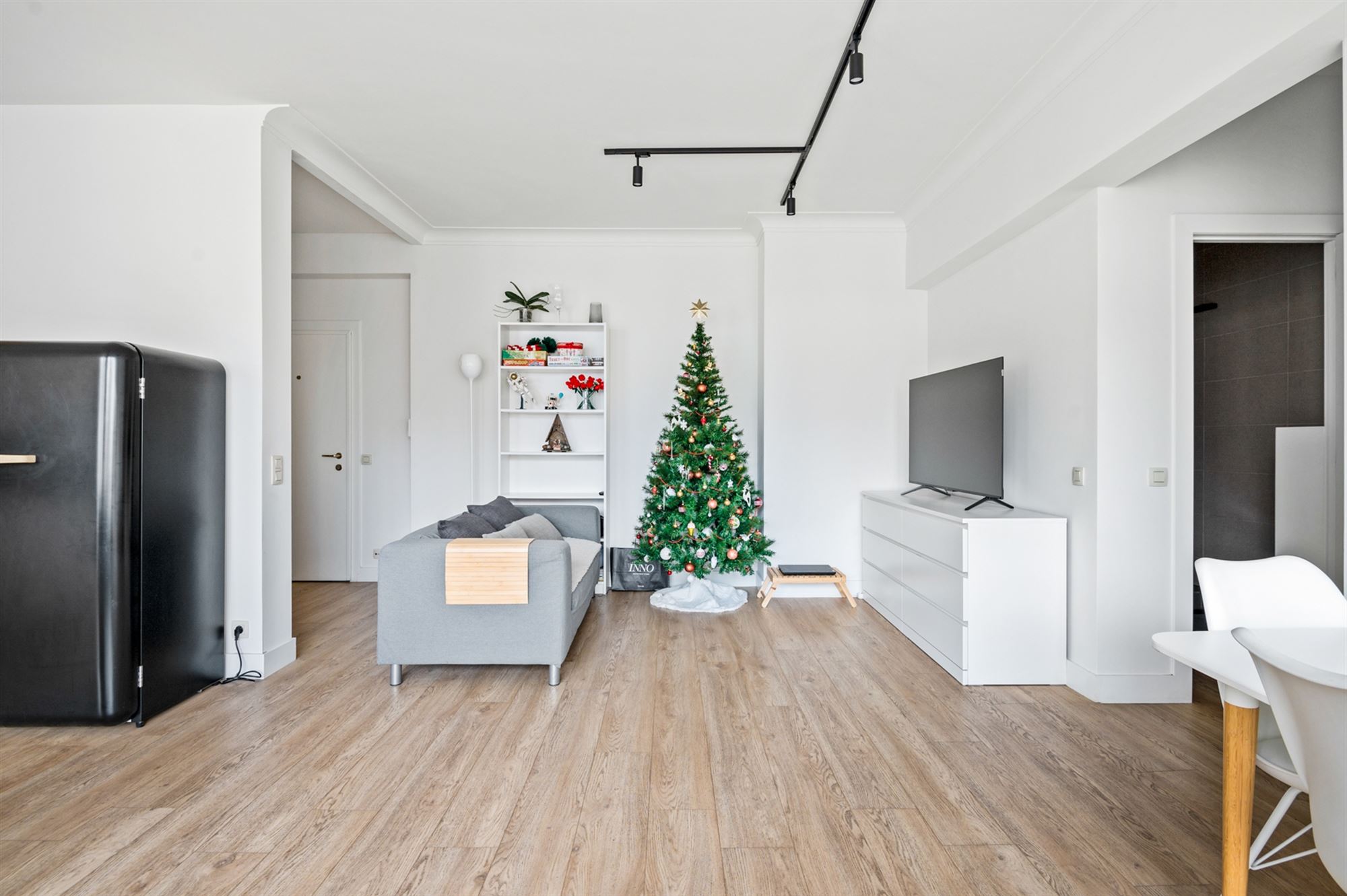 Modern vernieuwd 1-slpk appartement met frisse uitstraling - foto 5