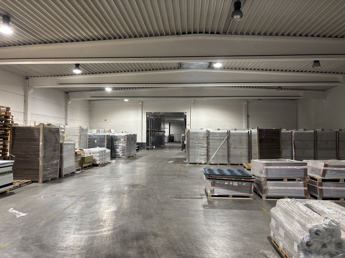 Loods met kantoor te huur nabij afrit E403 Roeselare - foto 3