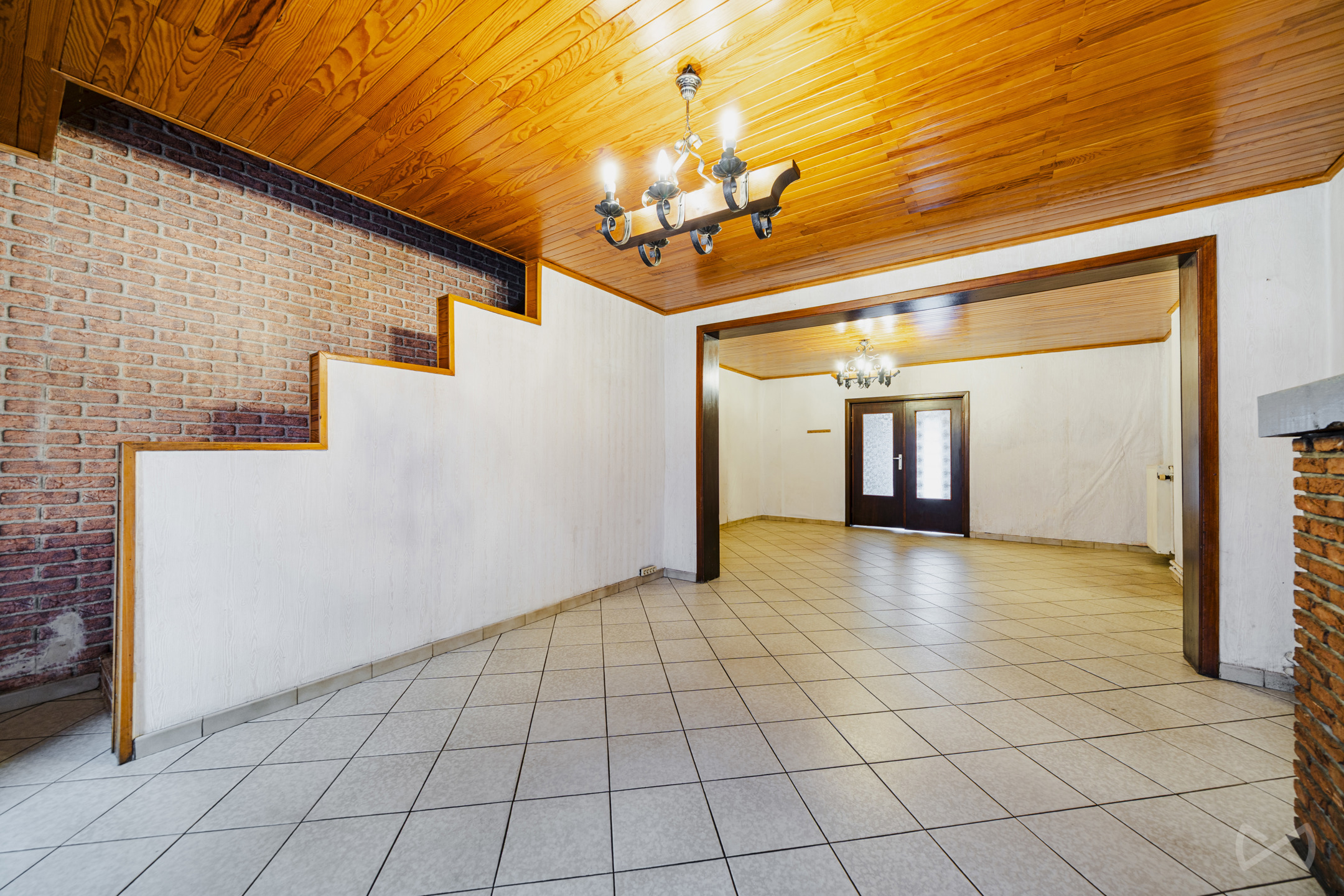 Huis te koop in Bouffioulx met 2 slaapkamers - foto 2