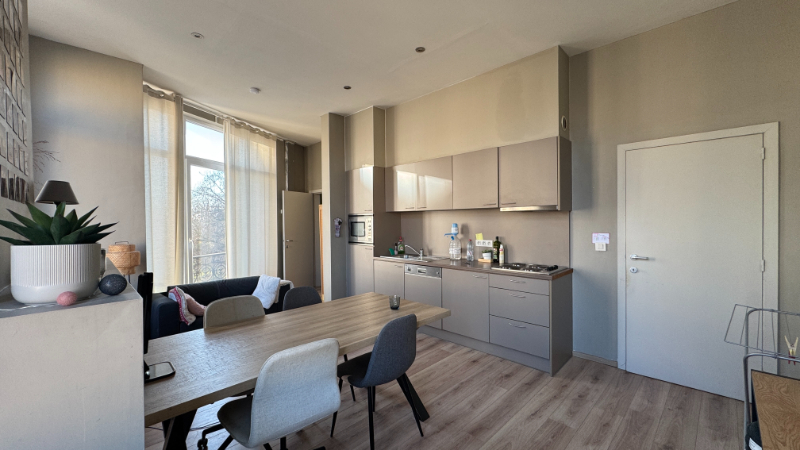 Karaktervol appartement op top-locatie aan het Sint-Pietersstation - foto 5