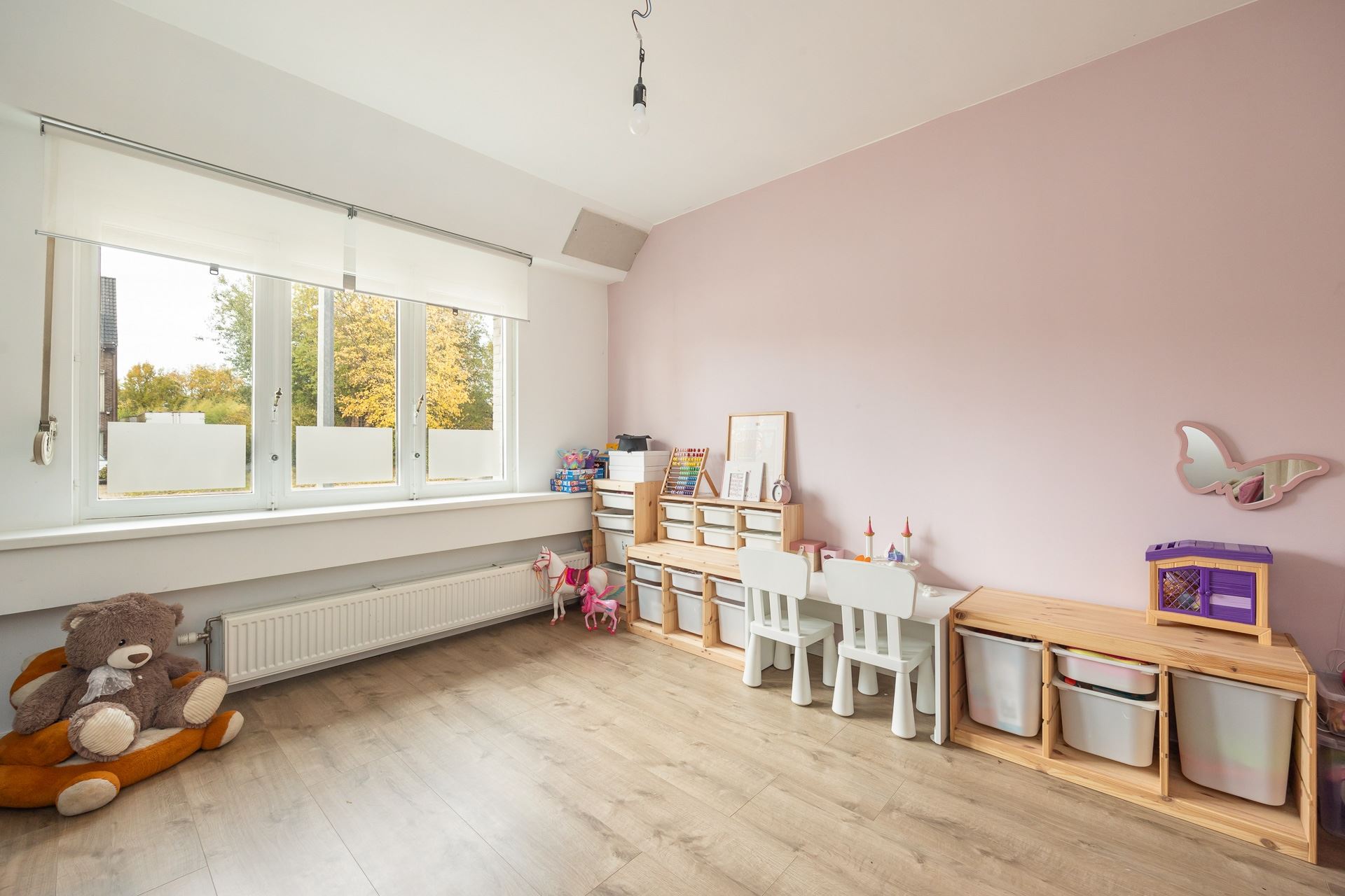 Instapklare halfopen woning met 2/3 slpk + grote tuin - foto 3