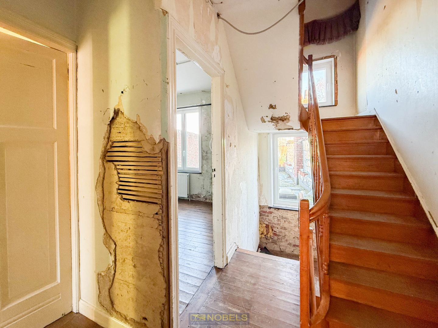 Te koop, verder af te werken woning met 4 slaapkamers en tuin te Sint-Denijs (Zwevegem) - foto 5