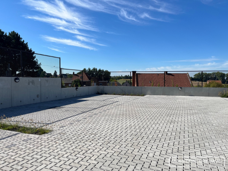 Afgesloten staanplaats te koop in centrum Anzegem (Kerkstraat) - foto 3