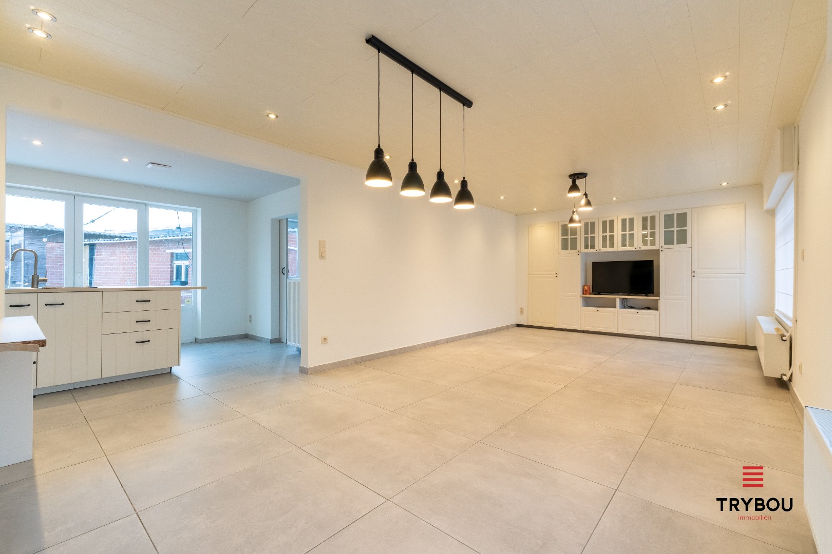 Open bebouwing met een uitzonderlijk ruim perceel in Houthulst! - foto 5