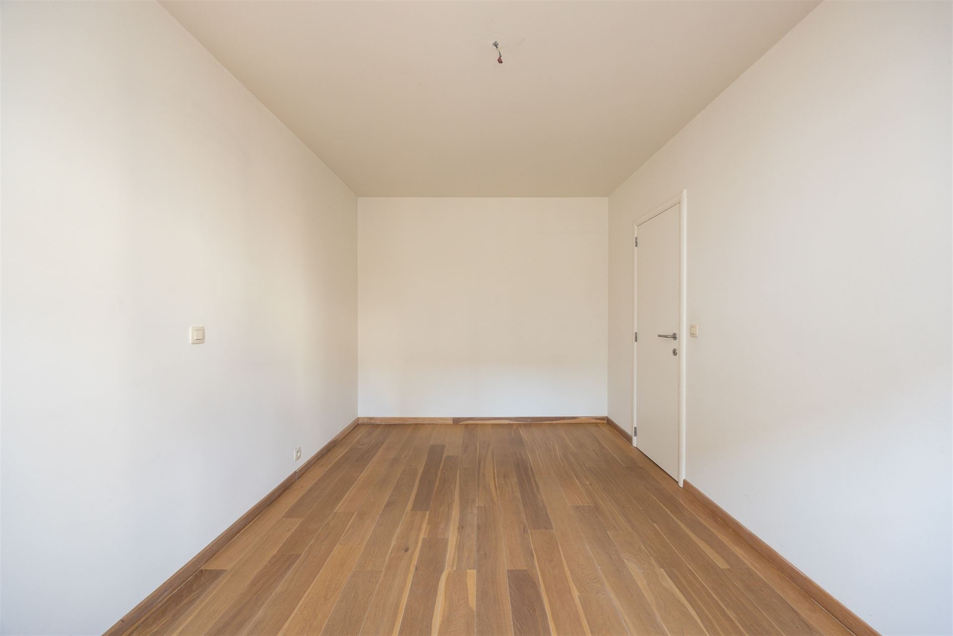 Twee slaapkamer appartement met terras nabij het centrum van Boechout. - foto 5