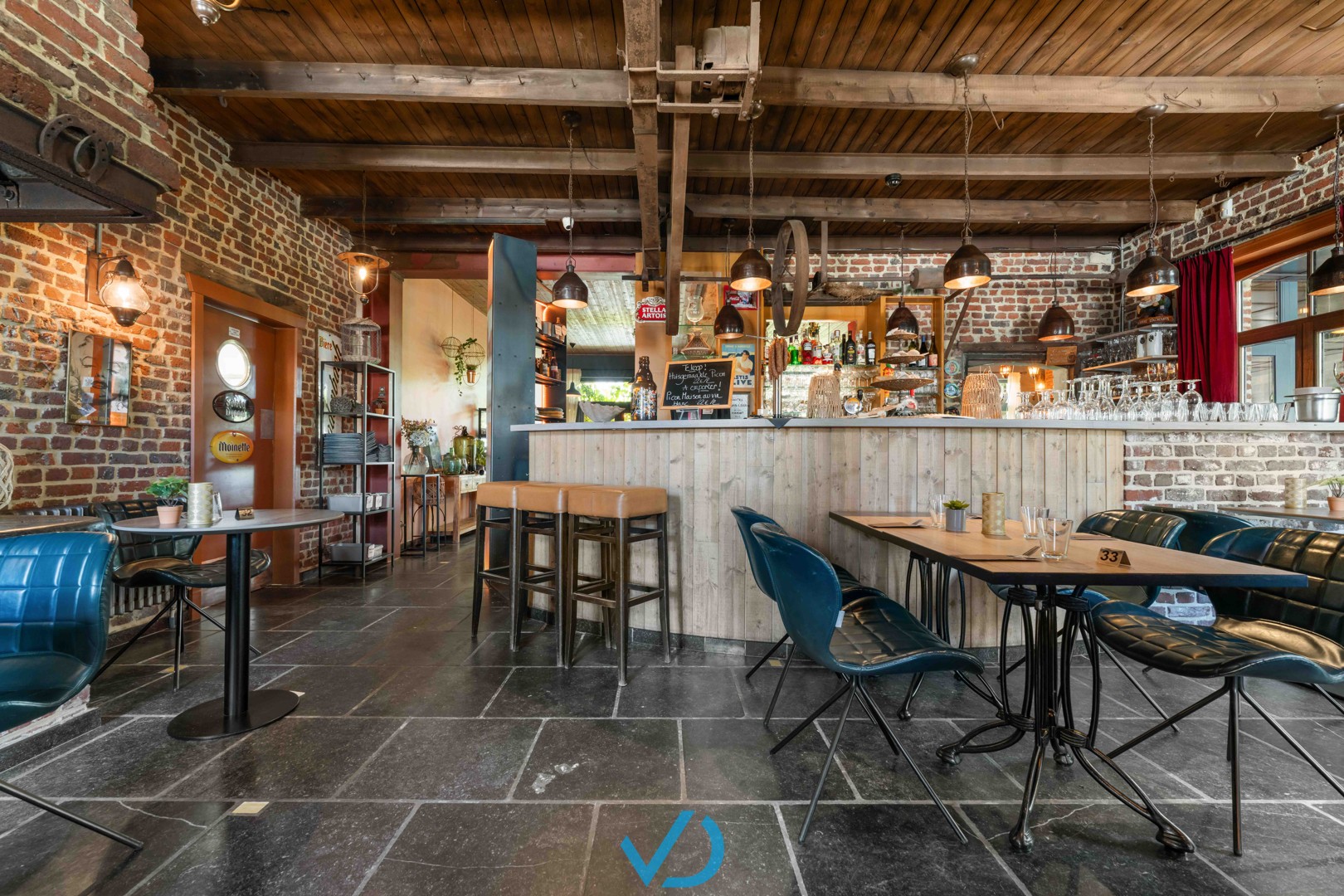 Uniek horecapand met woonst in het hart van Dranouter! - foto 2