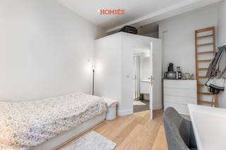 Deze welgelegen studentenkamer situeert zich op de 1ste verdieping  van een kleinschalige en gezellige residentie dat recent volledig vernieuwd...