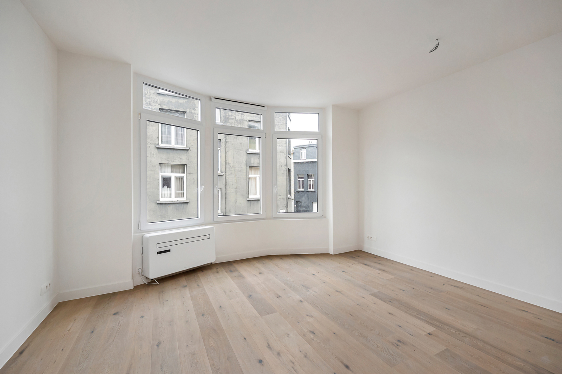 Apartment for sale in Antwerp with 1 bedroom - photo 3