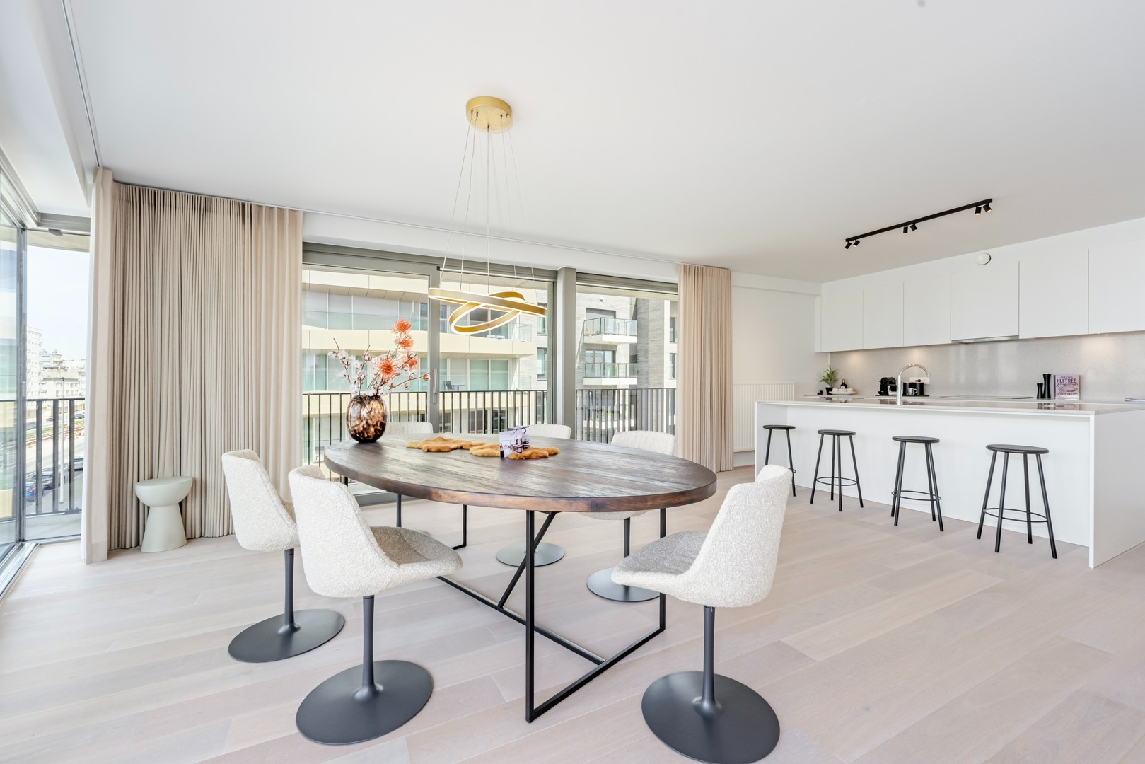 Exclusief hoekappartement in de prestigieuze Crystal Residence met uniek zeezicht - foto 5