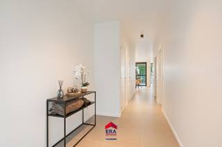 Ontdek dit prachtige moderne, instapklare appartement uit 2021, gelegen aan Boomgaardstraat 15 / 103, 2400 Mol. Met een oppervlakte van maar...