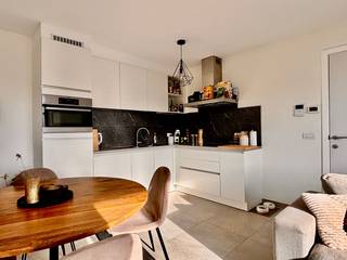 Gelegen op een uitstekende locatie, op wandelafstand van het centrum, winkels en tal van voorzieningen, biedt dit appartement het perfecte...