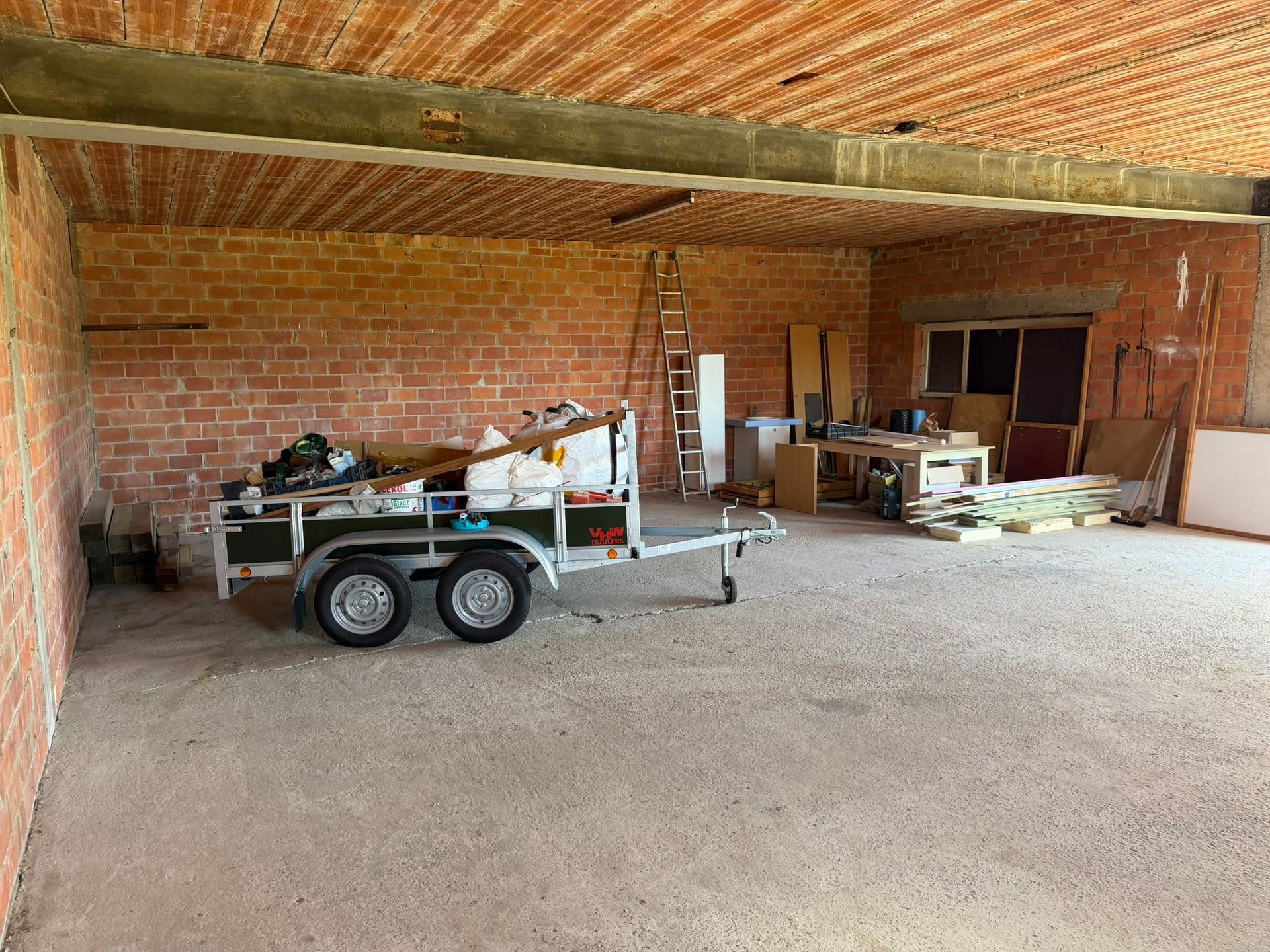 Ruime opslagruimte 103m² - foto 4