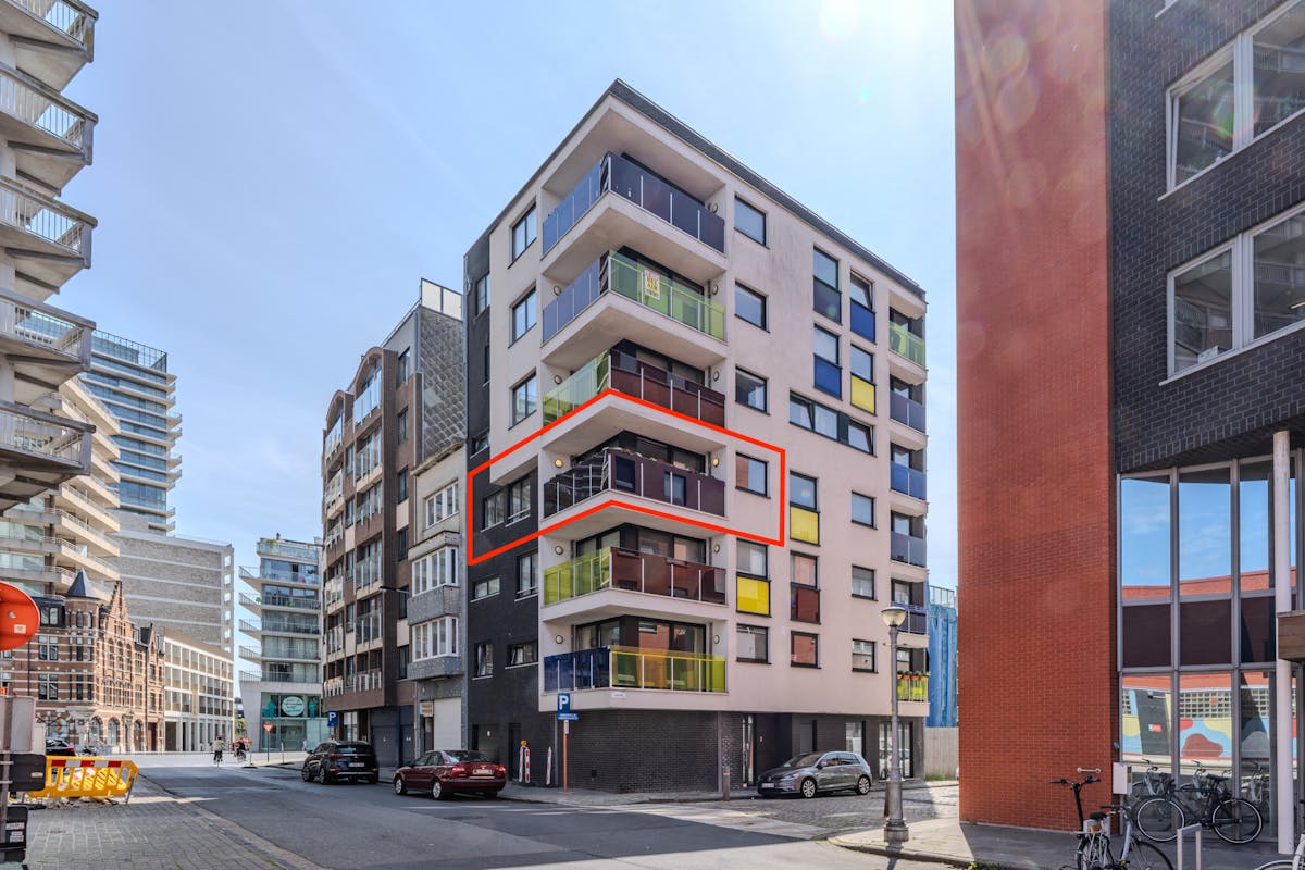 Hoekappartement met 2 slaapkamers en terras te Oostende - foto 2
