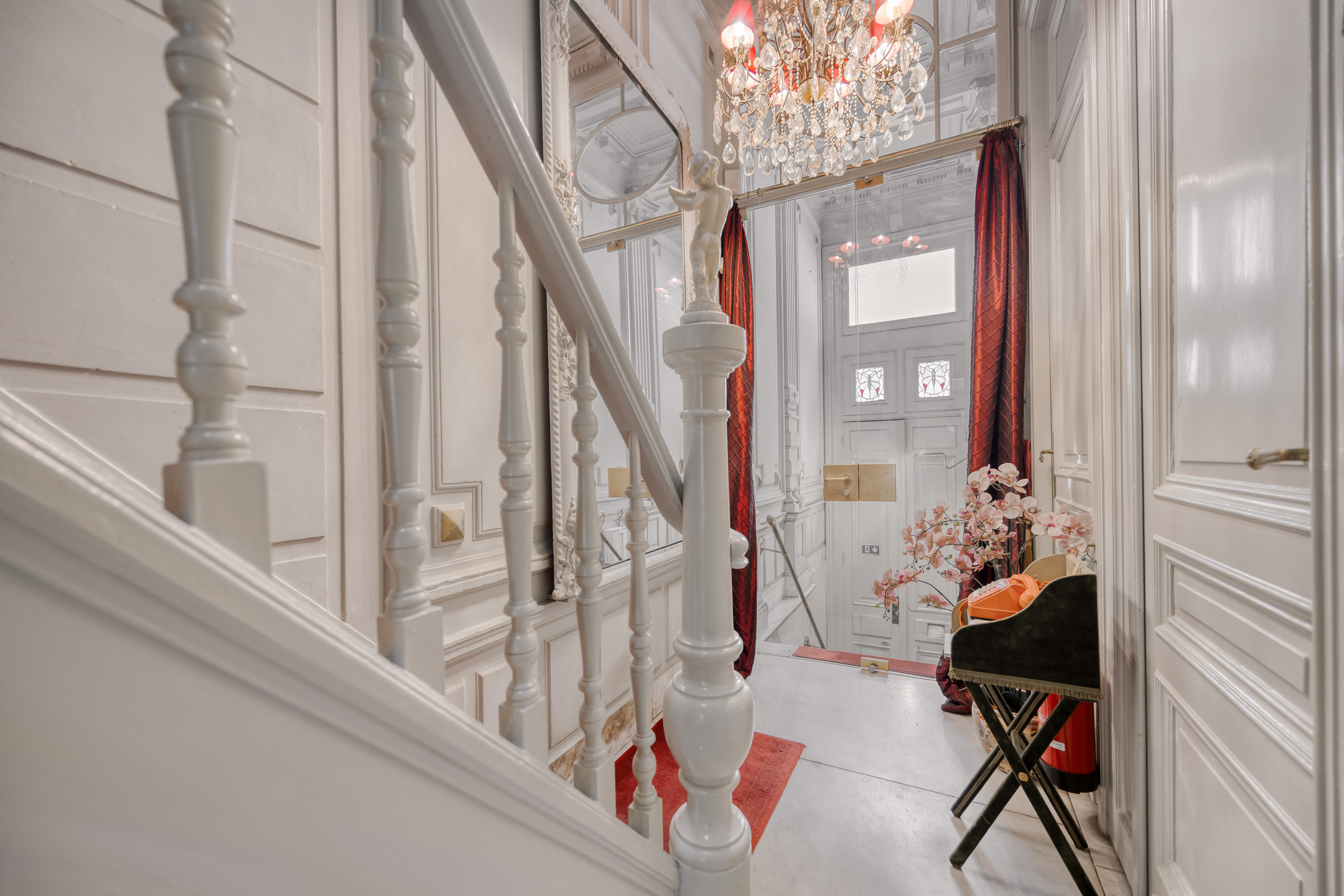 Historische grandeur met uitzonderlijk woonpotentieel - foto 5