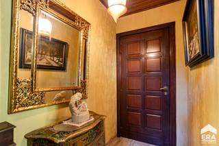 [[ DIT PAND NEEMT DEEL AAN DE ERA OPEN HUIZEN DAG OP 6/12 VAN 9:30 TOT 10:30 ]]Ben je op zoek naar een ruime woning met multifunctionele...