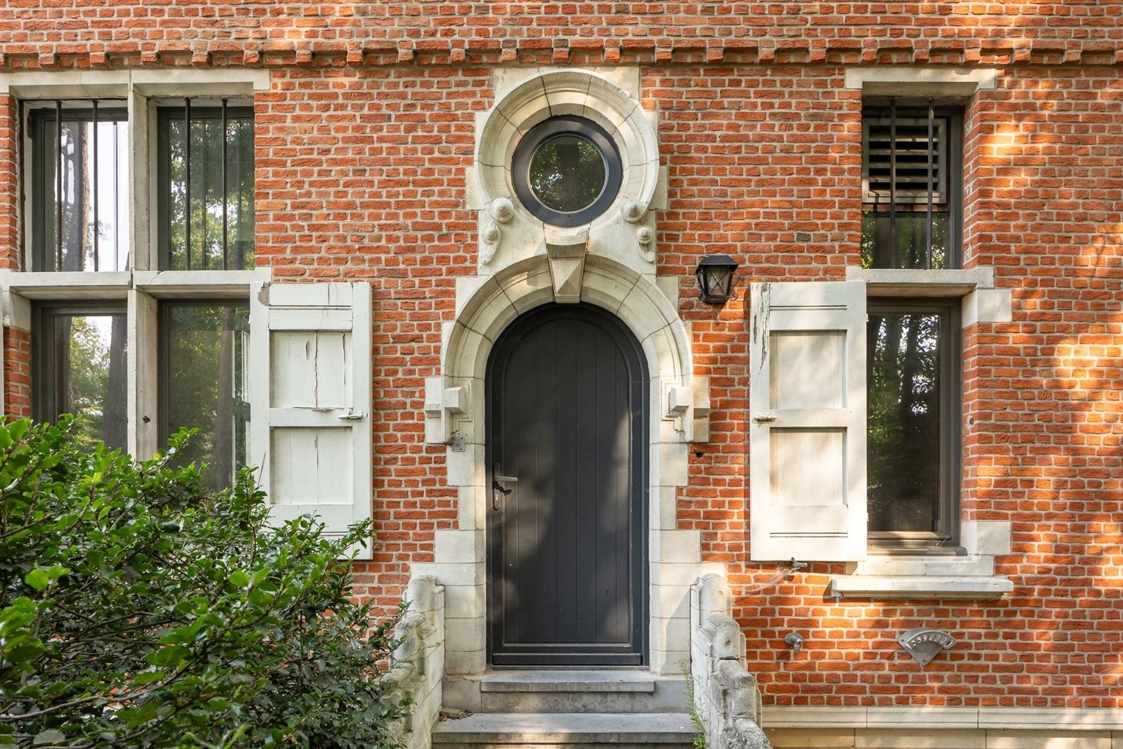 Villa Ullens. Het prachtig gerenoveerde kasteel in hartje Schoten - foto 3