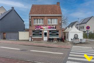 Commercial à vendre à Olen
