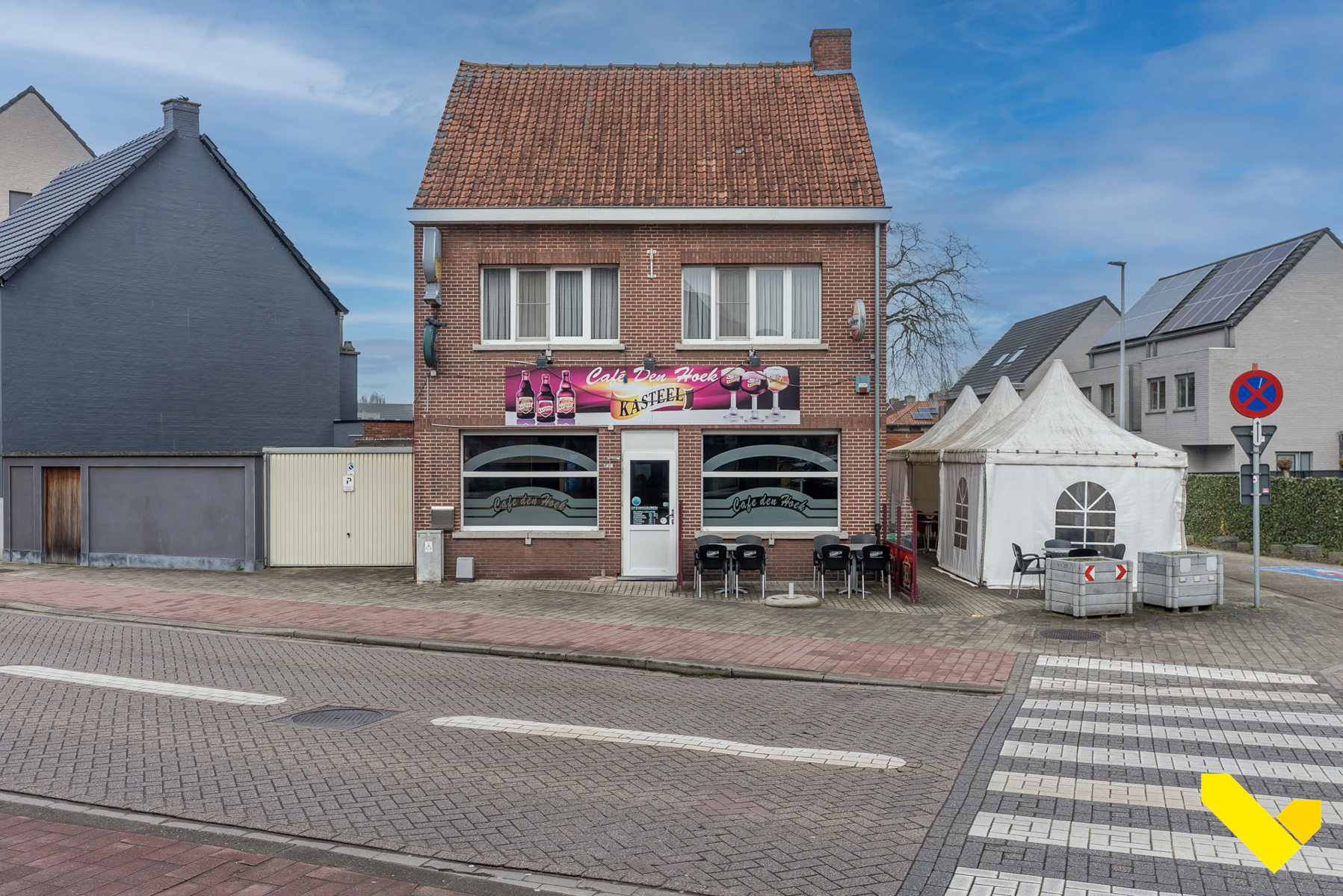 Commercial for sale in Olen