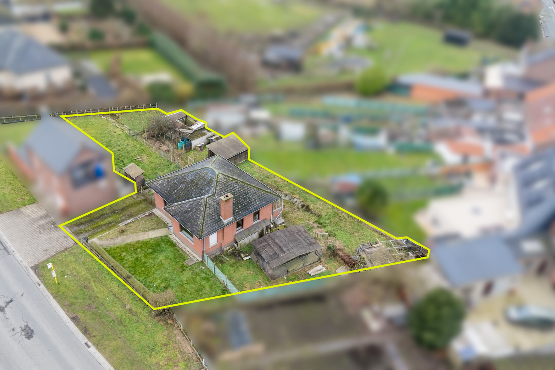 4-gevelwoning met aanhorende gronden - foto 2