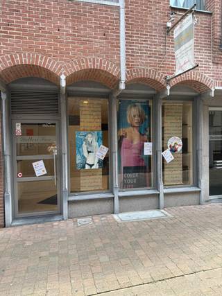 p een toplocatie in de Breidelstraat vind je deze volledig ingerichte zonnestudio van 83 m².De studio is instapklaar: Uitgerust met moderne...