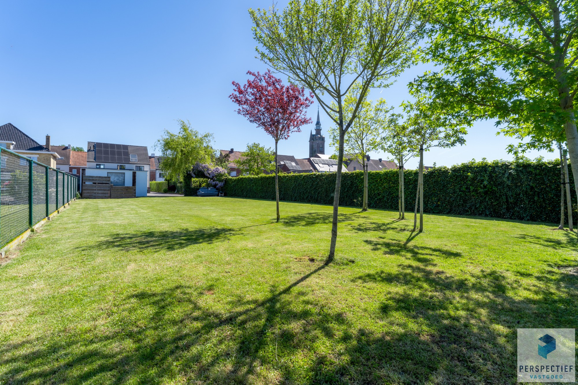 BEZOEKMOMENT ZATERDAG 23/05 VAN 14U TOT 16U | Ruime, instapklare woning met 4 slaapkamers, garage en magazijn op 970 m² - foto 5