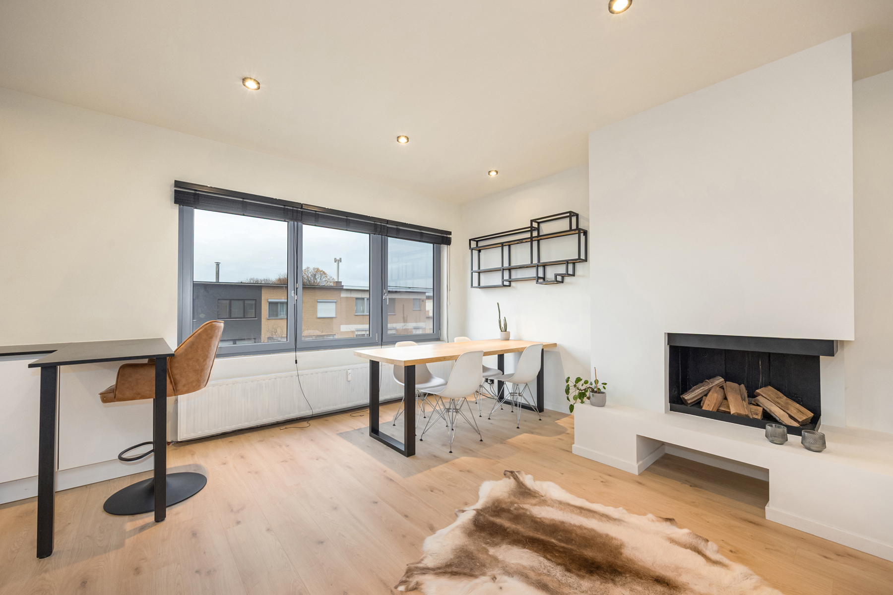 Modern 2-slaapkamer appartement met garage en terras - foto 4