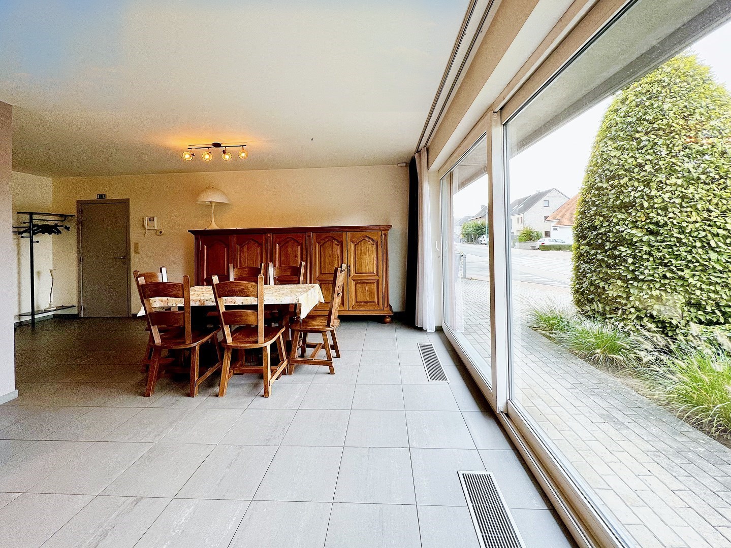 LINDEN 2 SLAAPKAMER APPARTEMENT MET TUIN + STAANPLAATS - foto 2