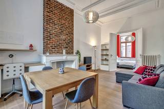 KUNST-WET - Gelegen in de Hydraulicastraat, op een steenworp van de wijk Kunst-Wet, bevindt dit lichte appartement van ±68 m² zich op de...