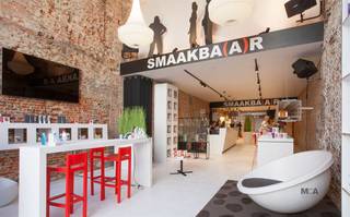 HANDELSHUUR: winkelpand op AAA-ligging in de Koning Albertstraat HasseltMomenteel pop-up verhuurd. Met een gevelbreedte van 6 meter geniet uw zaak...