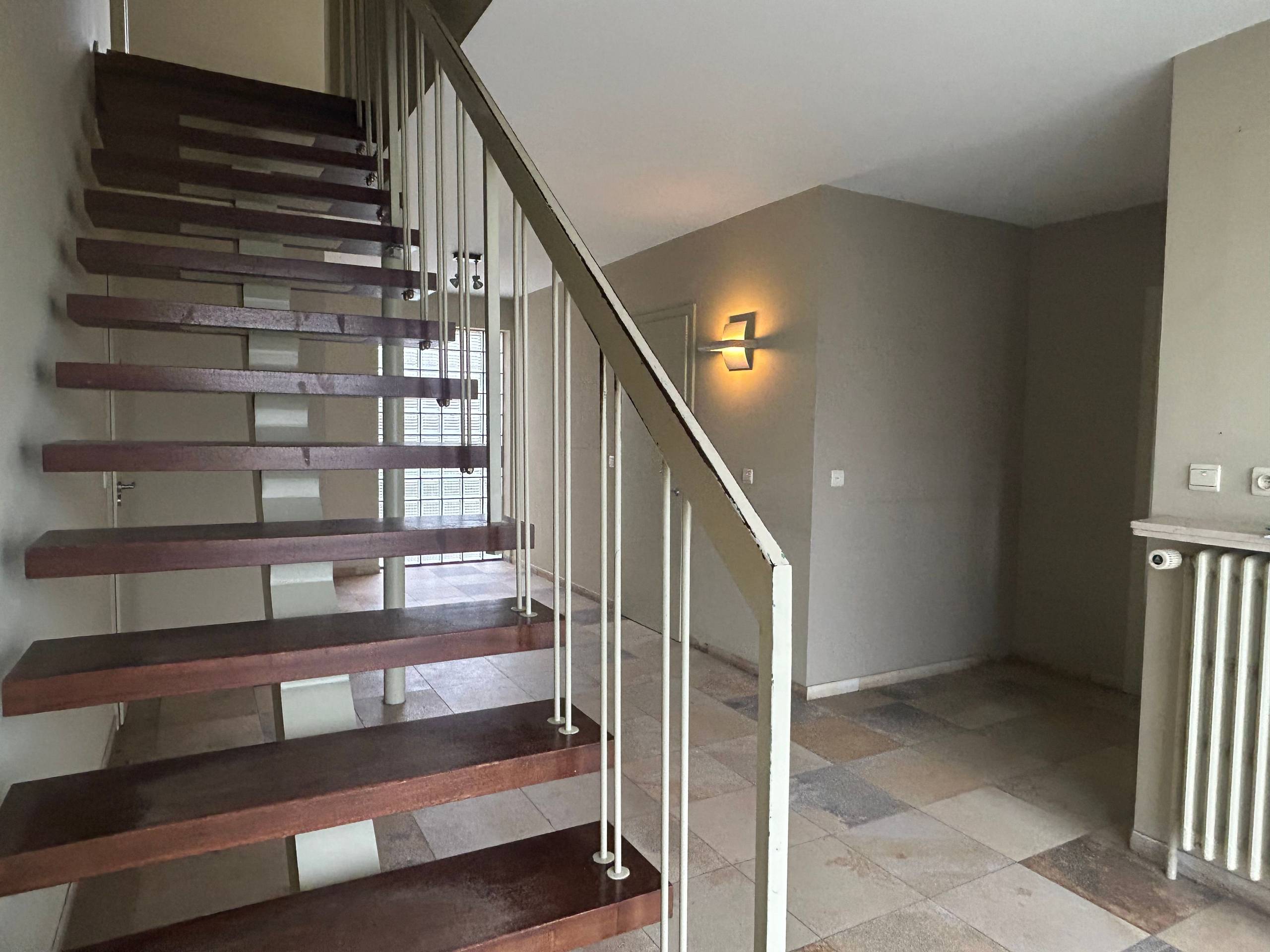 Vrijstaande woning met tal van mogelijkheden nabij het stadspark van Diksmuide - foto 2