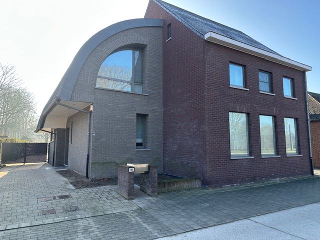 Huis te koop in Herselt met 5 slaapkamers - foto 1