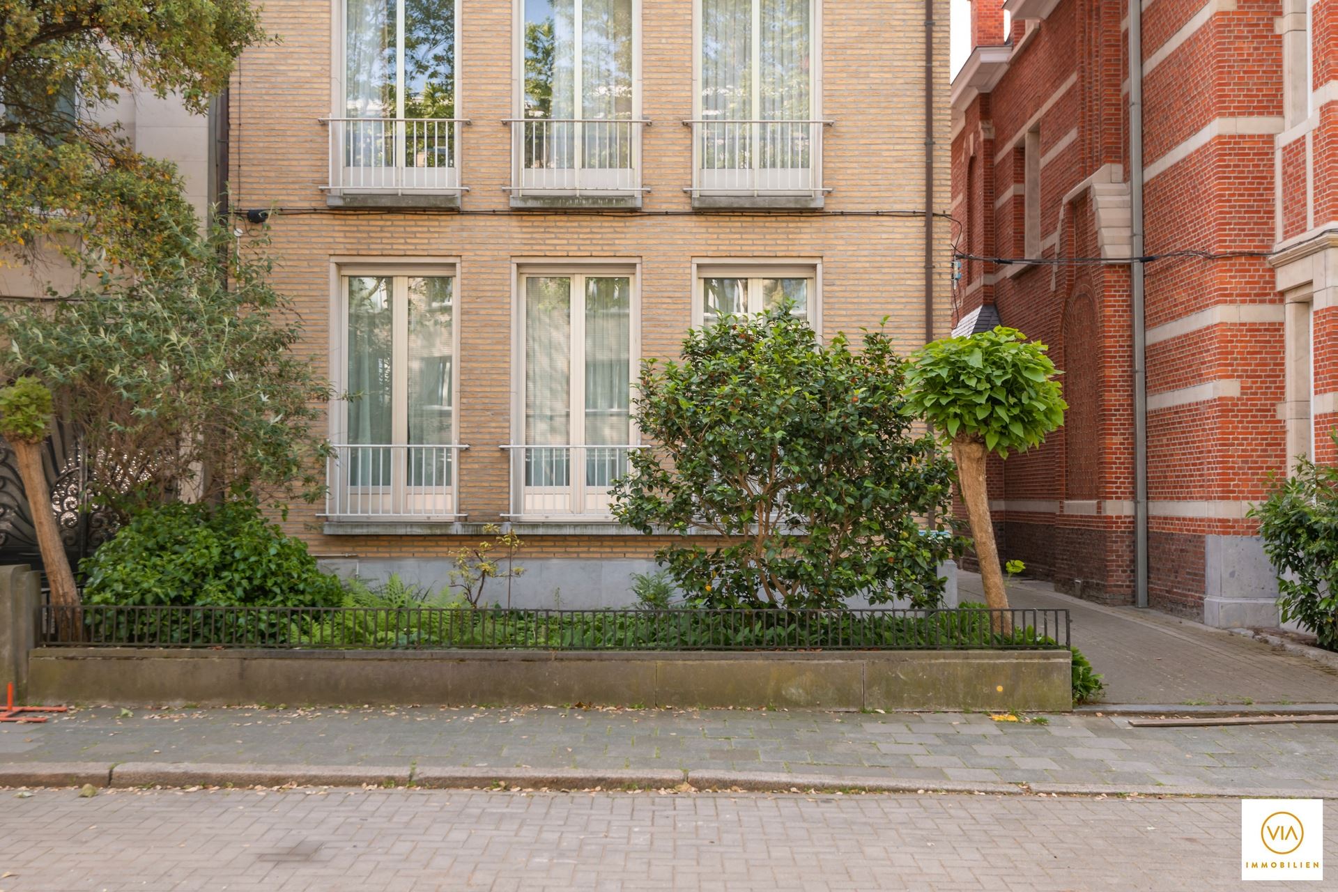 Appartement à vendre à Anvers avec 3 chambres - photo 2