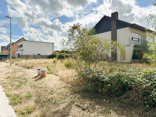 Op de hoek van de Dumpelstraat en de Wolfakker in Oevel (Westerlo) vindt u dit perceel bouwgrond van 468 m². De Wolfakker is een recente,...